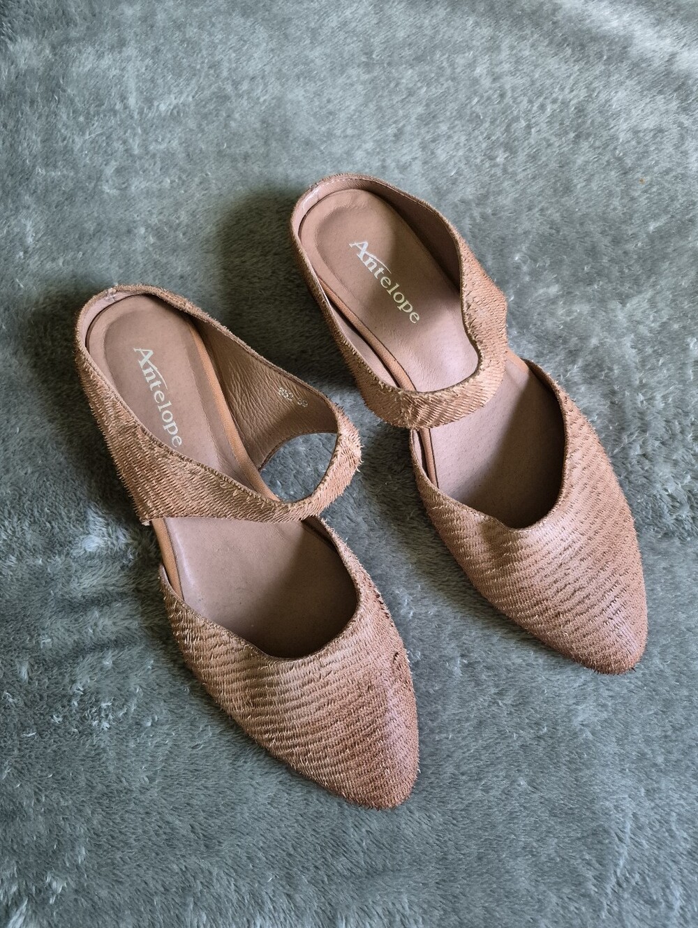 Antelope Leesa Taupe Leather Mule